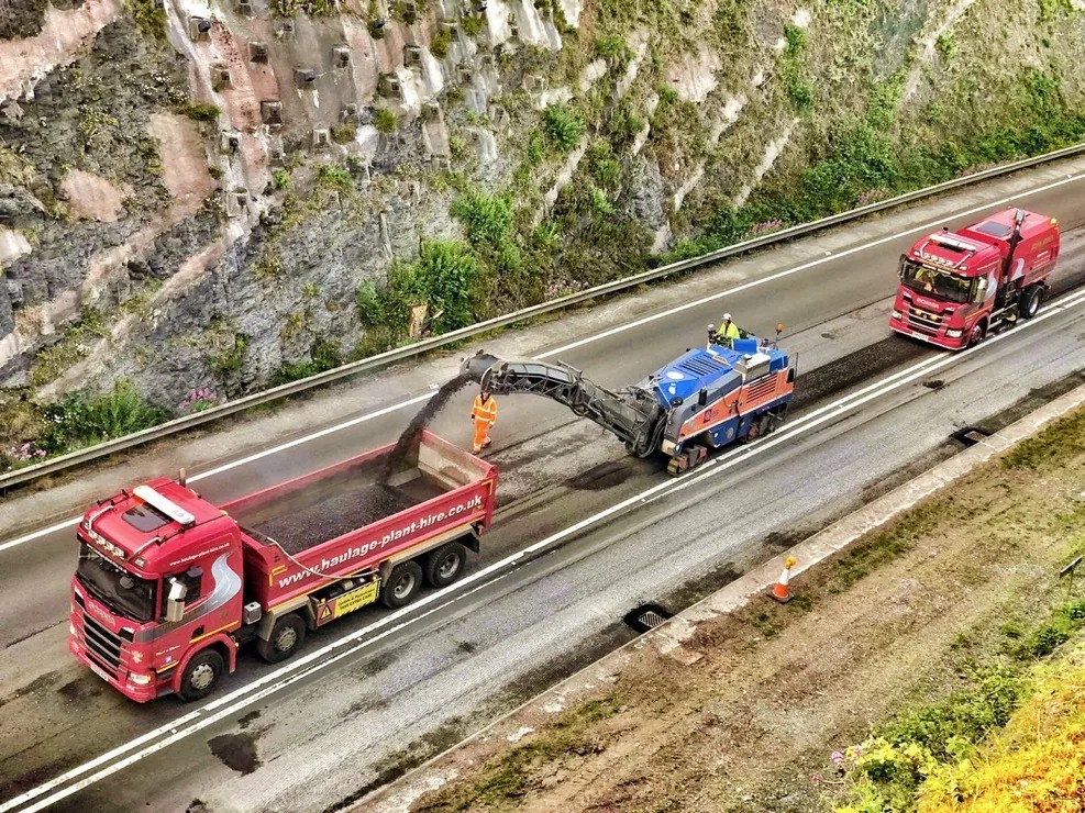 John Jones and Son tipper lorry providing muck away services